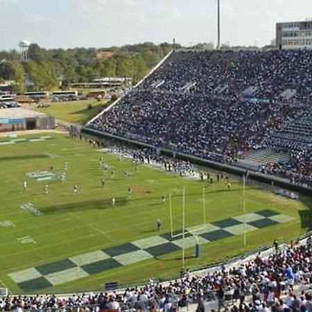 Short Walk To Jsu Stadium, Hospitals, And Bars In Fondren Jackson Exteriör bild