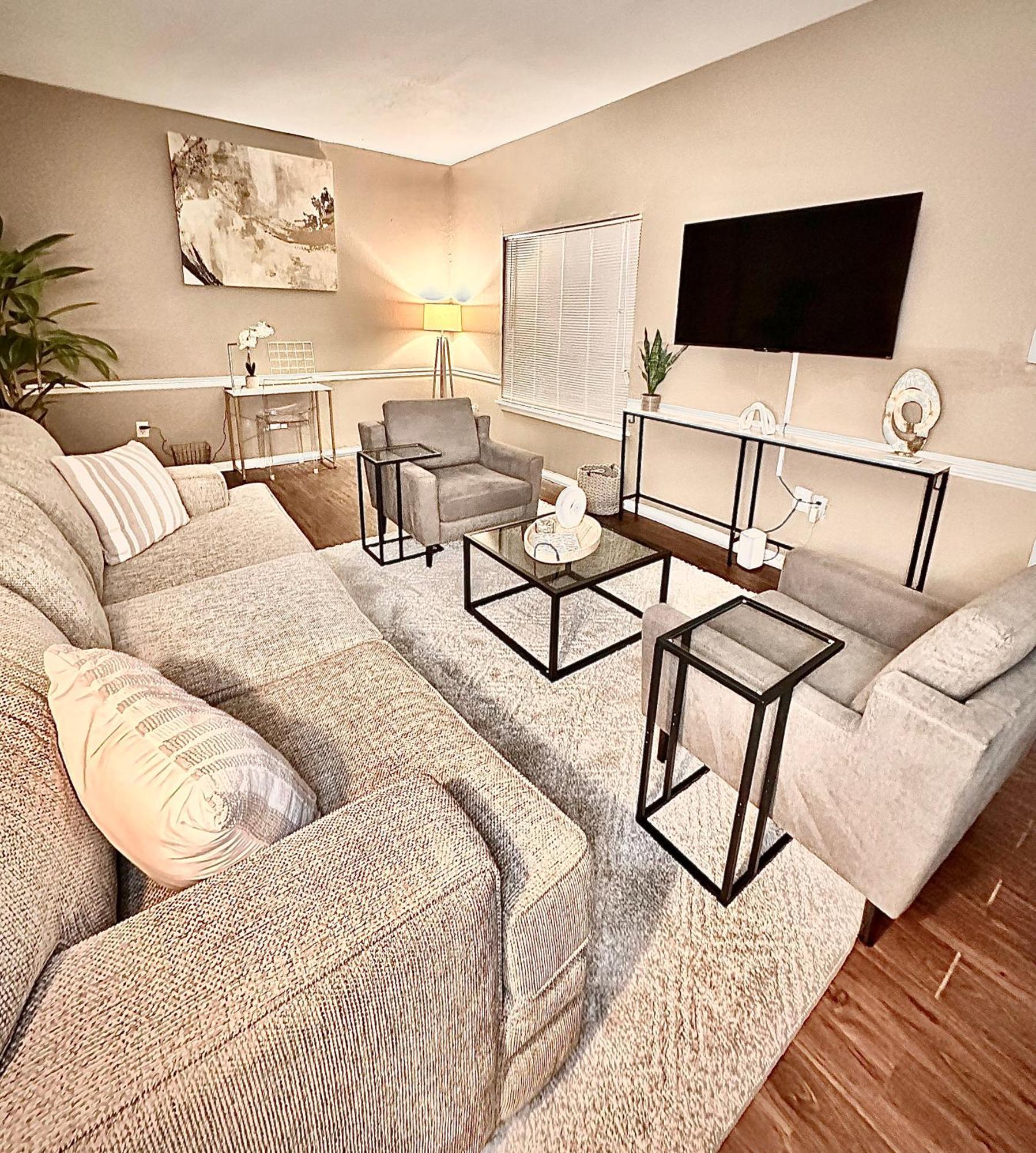 Short Walk To Jsu Stadium, Hospitals, And Bars In Fondren Jackson Exteriör bild